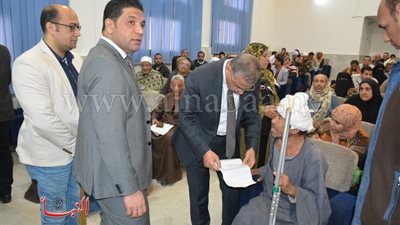 محافظ سوهاج يعقد اللقاء الجماهيري الثاني لبحث شكاوى المواطنين