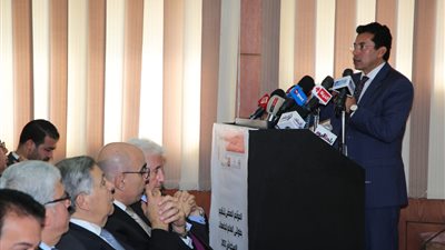 وزير الرياضة يؤازر منتخب الكرة النسائية أمام المغرب في التصفيات المؤهلة لكأس العالم للناشئات