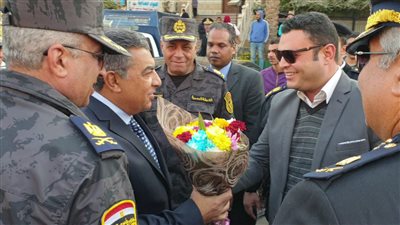 رئيس جهاز ٦ أكتوبر ومدير الأمن وقيادات الشرطة يحتفلون بعيد الشرطة في الحصري 