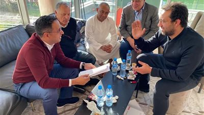 مرتضي  منصور : الدولة تحدد  مصير الزمالك فى السوبر الإفريقي ونواجه الترجى بقميص تحيا مصر 