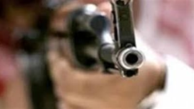 «حادث بشع».. عامل يُمطر نجله بالرصاص بسبب خلافات أسرية بسوهاج