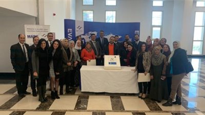 تخريج أولى دفعات صيادلة 