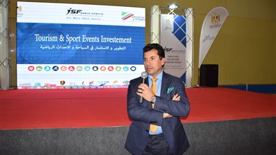 أشرف صبحي: فوز الزمالك يؤكد تفوق مصر افريقيا .. سوف أكون في استقبال الأبيض