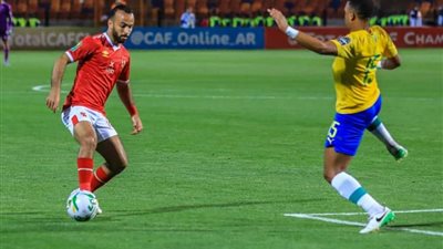 الأهلي يفلت من فخ صن داونز ببركة معلول 