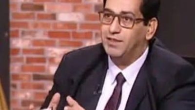 هل سيؤثر فيروس كورونا على إيرادات قناة السويس؟ خبير اقتصادي يُجيب