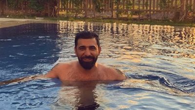 بالصور.. تحطيم جراج المنتج سيف عريبي بسبب الأمطار