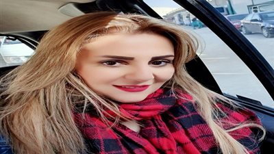 رانيا محمود ياسين تخضع لعملية وتطلب من جمهورها الدعاء لها
