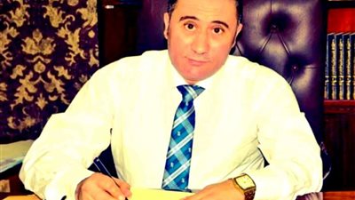 بلاغ للنائب العام ضد عمر كمال والبحراوي لمخالفتهما تعليمات الدولة في مواجهة «كورونا» 