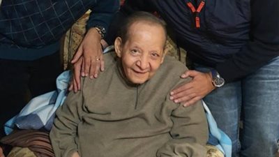 عاجل.. موقف إنساني للرئيس السيسي في جنازة الراحل جورج سيدهم