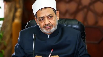 كورونا .. رجل دين شيعي  يبعث برسالة إلى شيخ الأزهر