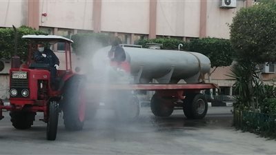 بالصور.. أعمال تطهير وتعقيم بشركة الإسكندرية للبترول 