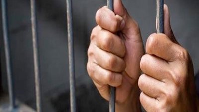 حبس حارس عقار في اتهامه بسرقة عيادة طبيب أسنان بالمعادي