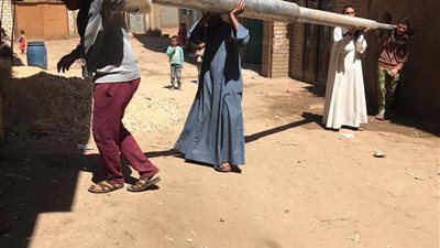 محافظ سوهاج يستجيب لـشكاوى مواقع التواصل الاجتماعي