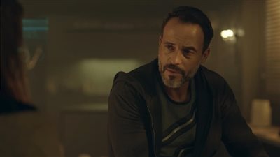 شاهد.. إنجي علاء تنشر صورًا جديدة من مسلسل «النهاية» لـ يوسف الشريف