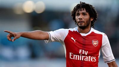 مدير أعمال محمد النني: بشكتاش طلب من آرسنال شراء اللاعب أو تمديد إعارته رسميًا