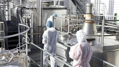 إصابة 12 عاملًا بكورونا وعزل 1500 آخرين في شركة شهيرة بالعاشر من رمضان