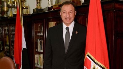 فضل يحدد الخليفة المنتظر للخطيب على رئاسة الأهلي