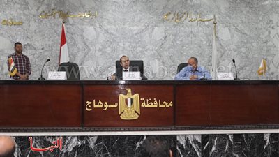 نائب محافظ سوهاج يوجه بإعداد قاعدة بيانات مستحقي الدعم