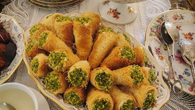 بالفيديو.. طريقة عمل الكنافة الكورنيه