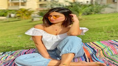 رانيا منصور تستفز جمهور 