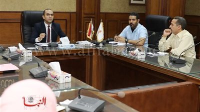 نائب محافظ سوهاج يناقش مؤشرات الموقف التنفيذي لمشروعات «حياة كريمة»