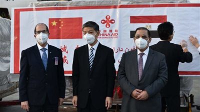  للمرة الثالثة.. الصحة تتسلم 30 طنًا من المستلزمات الطبية والوقائية من الصين