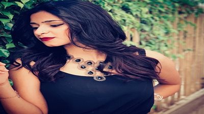 بالفيديو.. فرح عناني تعيد تقديم أغنية 