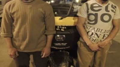 سقوط شقيقين قبل ترويجهما 100 تذكرة هيروين بحلوان