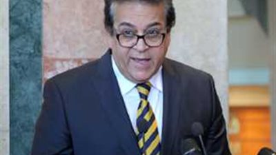 وزير التعليم العالي: الوصول لـ100 ألف إصابة بكورونا محتمل