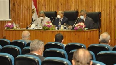  رئيس جامعة المنيا: تكثيف الجهود استعدادا لتحويل مستشفى القلب والصدر لمستشفى عزل لاستقبال مرضى فيروس كورونا