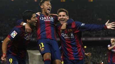 والد نيمار ينهي الجدل حول رحيل ابنه عن برشلونة