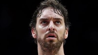 بينيتيز يشبه نجم اسبانيا لكرة السلة بكريستيانو رونالدو