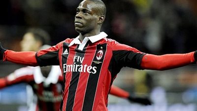 بالوتيلي يكلّف خزائن ليفربول 30 مليون استرليني