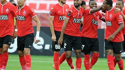 الأهلي الإماراتي يصعد للنهائي على حساب الهلال