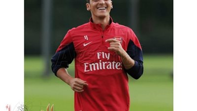 فينجر: أوزيل بدأ يستعيد أفضل حالاتة