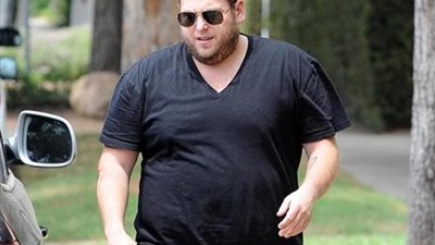 إنتبه .. قلة النوم والتوتر تتسبب في زيادة وزنك !