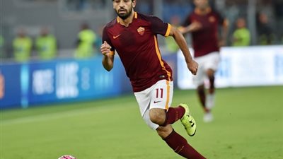 بالفيديو ..طرد محمد صلاح فى مباراة فيورنتينا