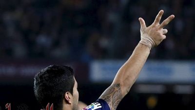 بالفيديو ..هاتريك سواريز يقود برشلونة إلى فوز عريض أمام ايبار