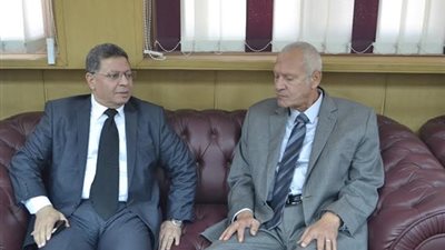 بالصور.. سرور يصل إلي الغربية لبحث أزمة عمال غزل المحلة