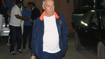 كانفارو  يمنع  بروفسير الزمالك من الانتقال الى السعودية