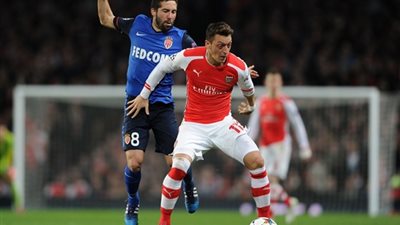 أوزيل ينفرد برقم تاريخي في الدوري الانجليزي