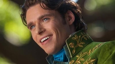 ريتشارد مايدن.. لكل مزاج تسريحة