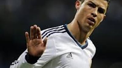 صديق رونالدو يؤكد رغبته في العودة إلى الدوري الانجليزي