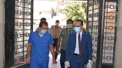 نائب محافظ سوهاج يتفقد مستشفى المراغة المركزي