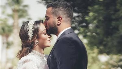 محمد الشرنوبي يكشف عن صور جديدة من حفل زفافه