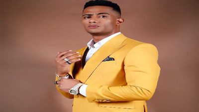 محمد رمضان يصيب جمهوره بالذهول بإطلالة مرصعة بالماس.. سعرها مذهل