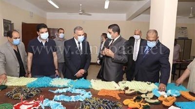 محافظ سوهاج يتفقد مركز التدريب المهني بطهطا