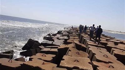 تسلل فجرا هربا من هذا الشيء.. تطورات جديدة بشأن غرق طالب هندسة في بلطيم 