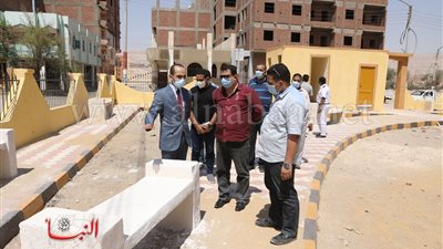 نائب محافظ سوهاج في جولة ميدانية بحي الكوثر
