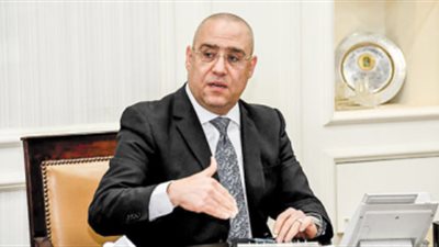 قرارات وزارية لإزالة مباني مخالفة على مساحة 300 فدان بمدينة 15 مايو